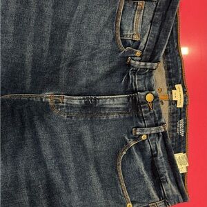 Good American Good Legs Straight Jeans